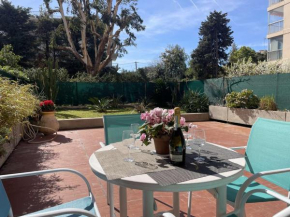 Appartement avec Piscine & Tennis, Terrasse ensoleillée, Garage privé - Antibes - FR-1-252-126
